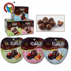 bonbons au chocolat à l'intérieur de l'aubépine