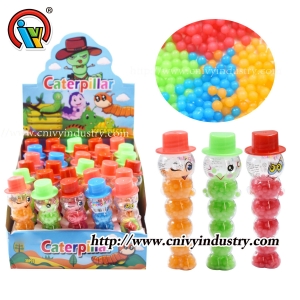 jouet chenille avec des bonbons
