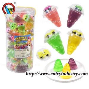 Bonbons en gelée de fruits avec jouet